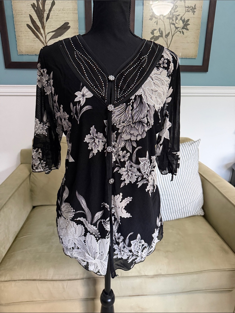 Black Floral Embellished V-Neck Women's Tunic